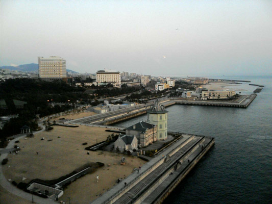 �_�˕��ʁB���Ɍ�����̂͑����L�O�ق������ł�