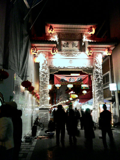 �u�I�j�[�`�����@�^�x�e�b�e�[�v�ƃJ�^�R�g�̓��{��Ō�肩���Ă��܂���