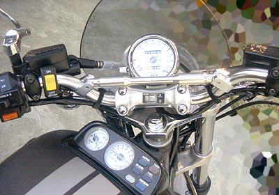 �g�`�q�c�x�@�C���^�[�~�f�B�G�C�g�n���h���o�[